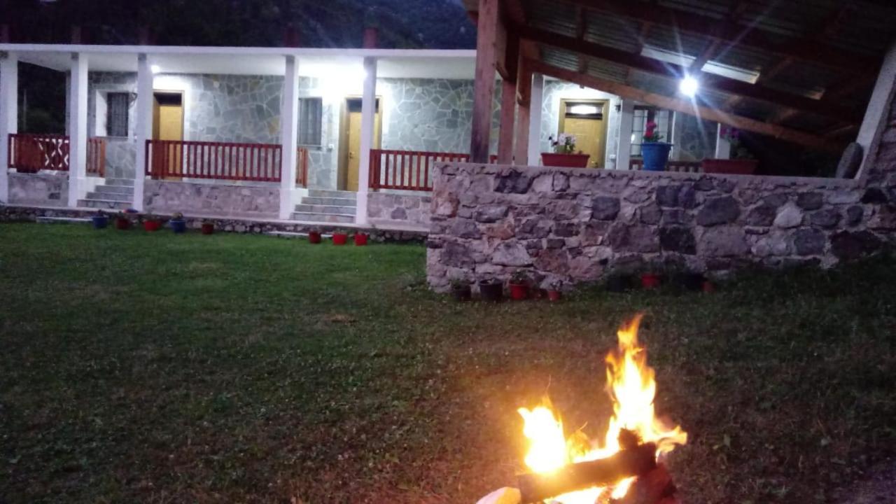 Buni Shqipes Villa Theth Exterior foto